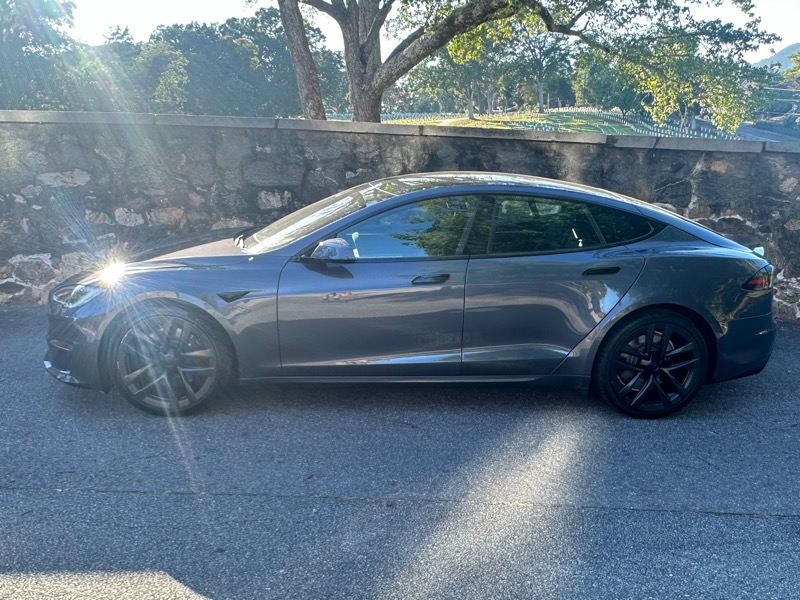 2022 Tesla Model S photo 4