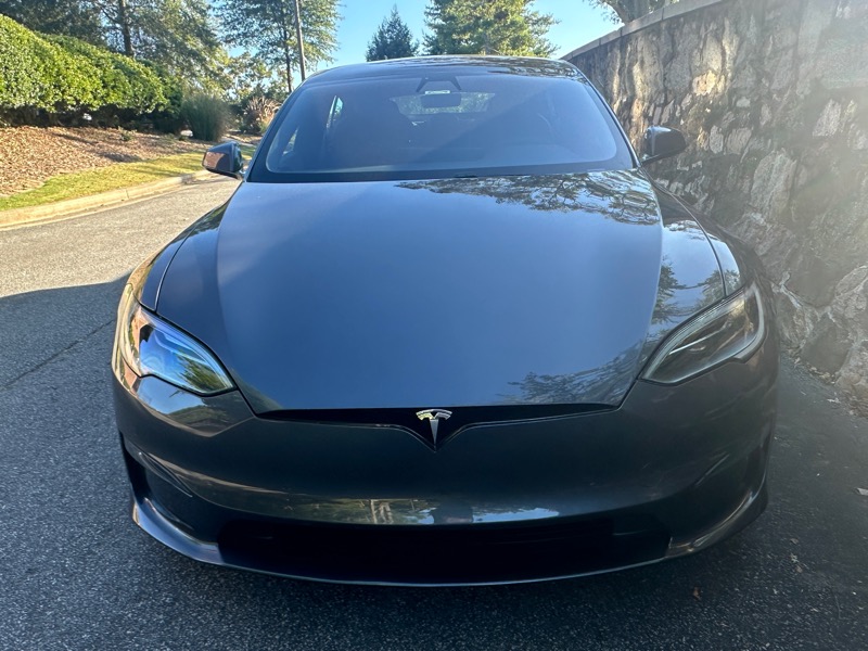 2022 Tesla Model S photo 10