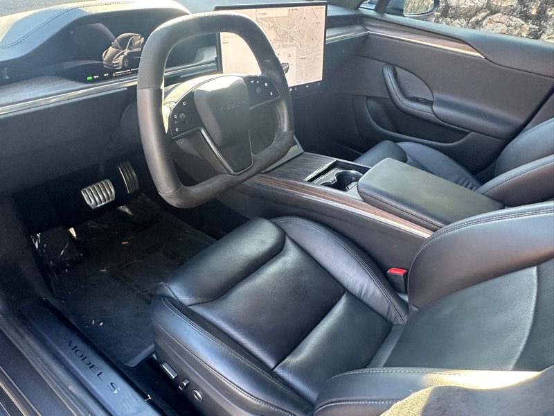 2022 Tesla Model S photo 12