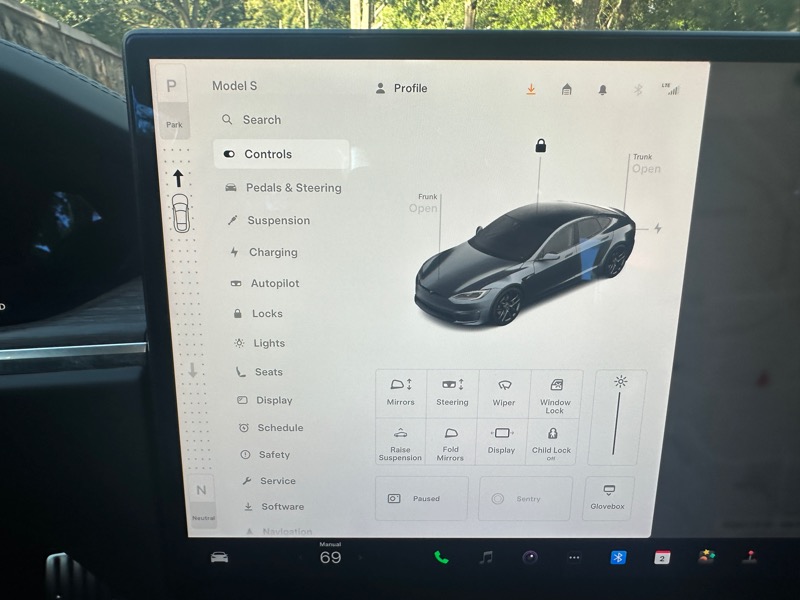 2022 Tesla Model S photo 34
