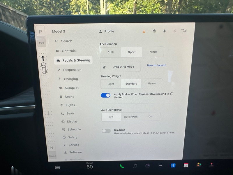 2022 Tesla Model S photo 40