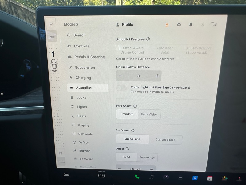 2022 Tesla Model S photo 42