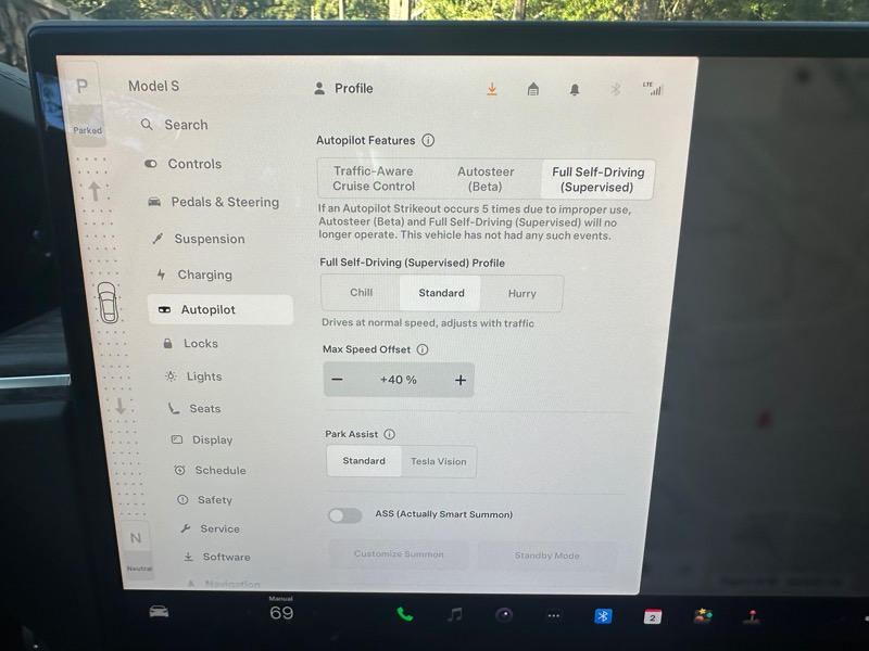 2022 Tesla Model S photo 43