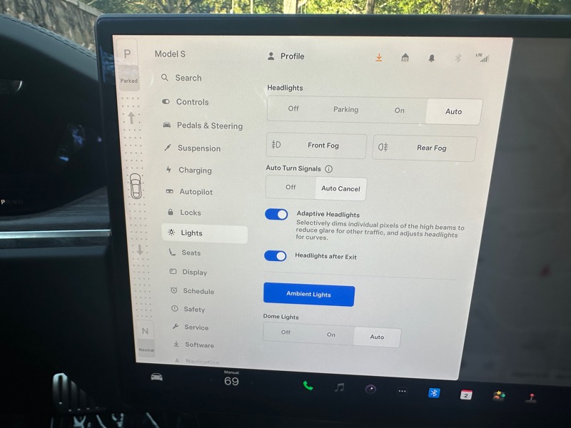 2022 Tesla Model S photo 44