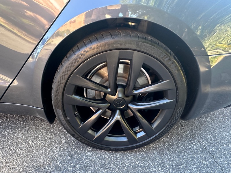 2022 Tesla Model S photo 56