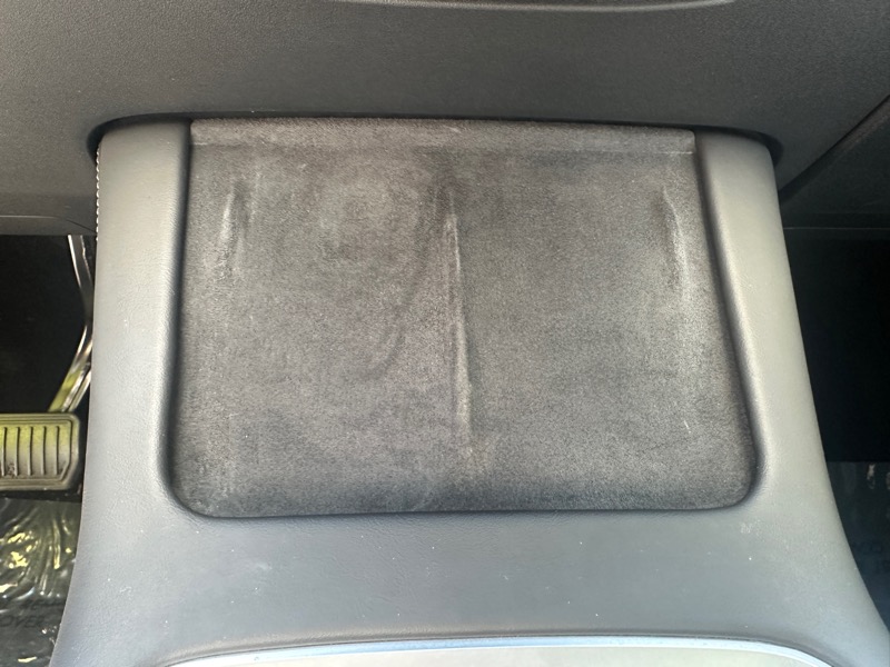 Tesla Model Y  2023