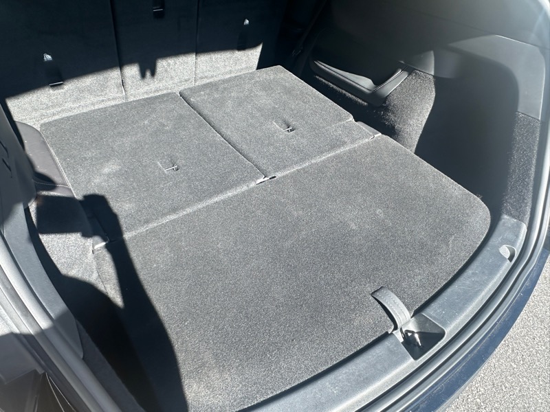 Tesla Model Y  2023