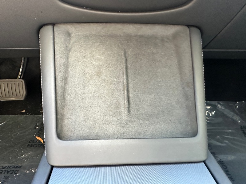 Tesla Model 3  2024