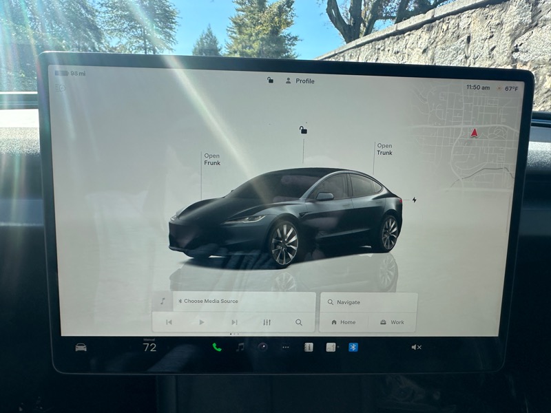 Tesla Model 3  2024