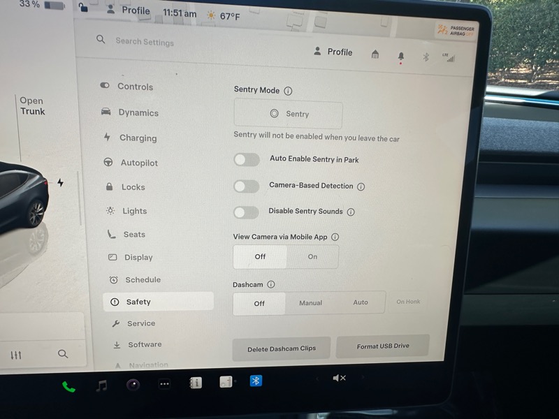 Tesla Model 3  2024