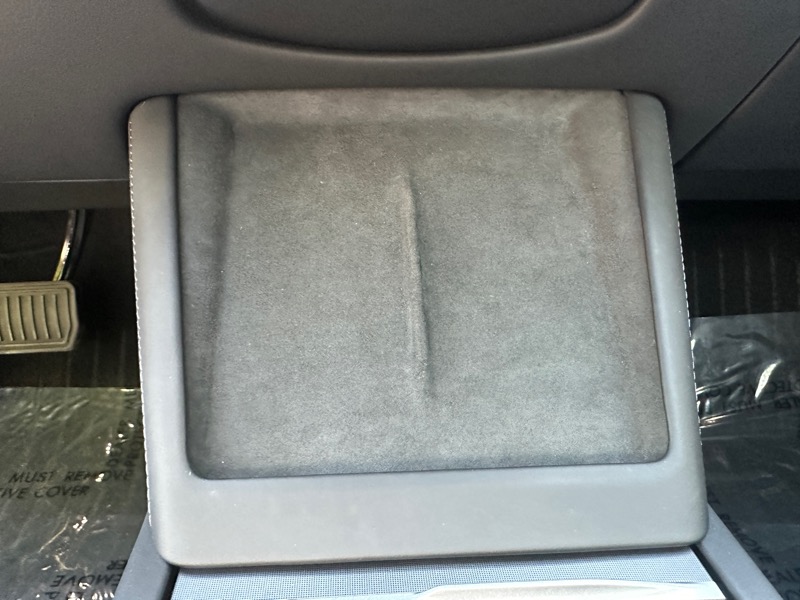 Tesla Model 3  2024
