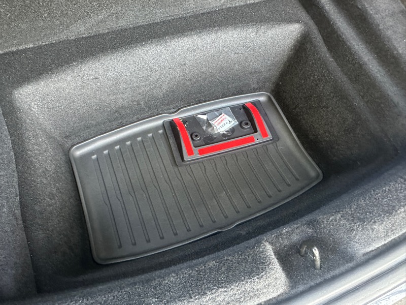 Tesla Model 3  2024