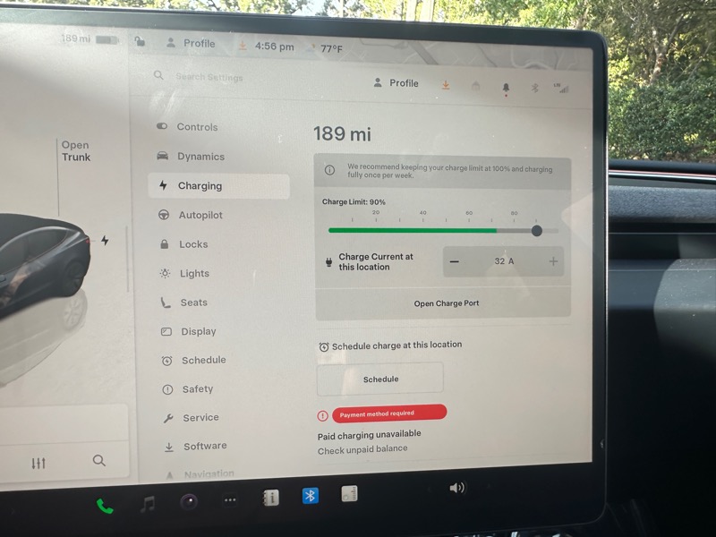Tesla Model 3  2024
