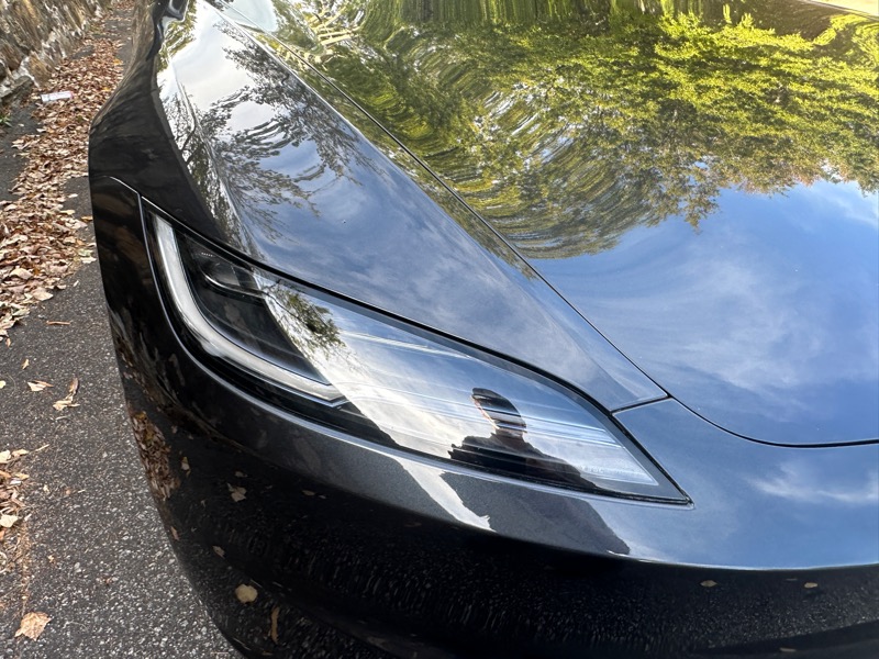 Tesla Model 3  2024