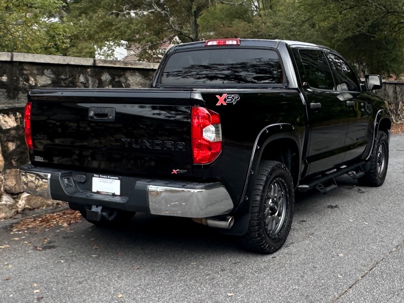 Toyota Tundra  2018