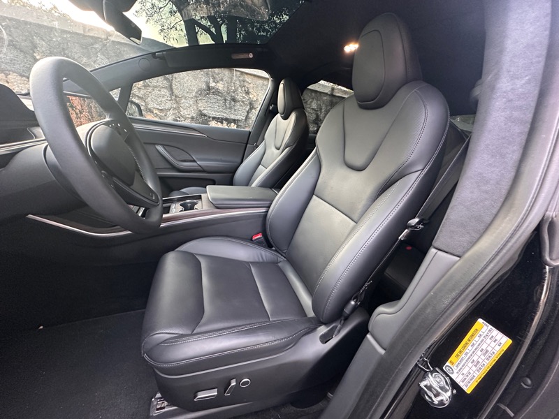 Tesla Model X AWD 2023