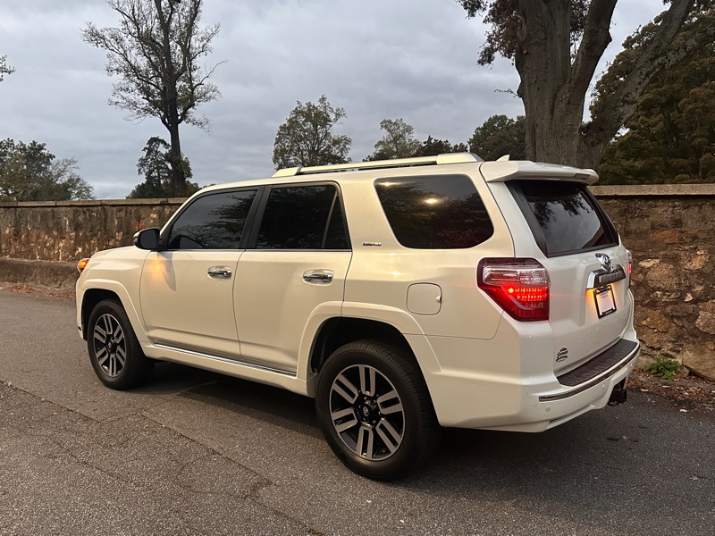 Toyota 4Runner Limited 4WD V6 2015