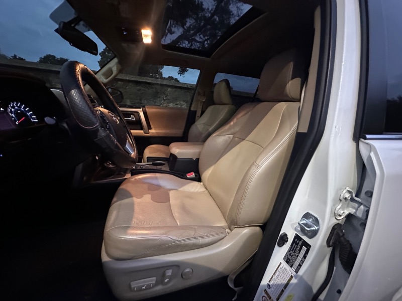 Toyota 4Runner Limited 4WD V6 2015