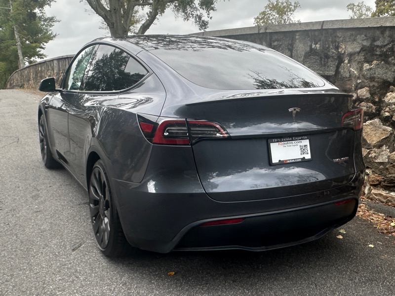 Tesla Model Y Performance AWD 2023