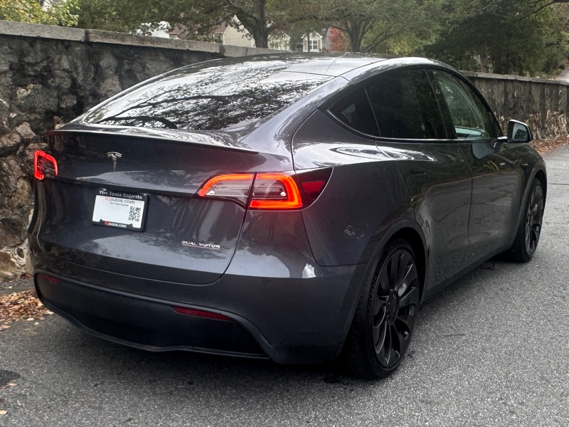 Tesla Model Y Performance AWD 2023