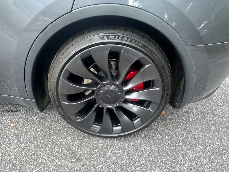 Tesla Model Y Performance AWD 2023