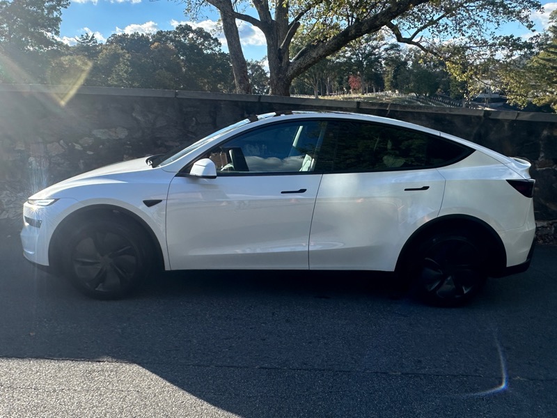 Tesla Model Y Long Range AWD 2026