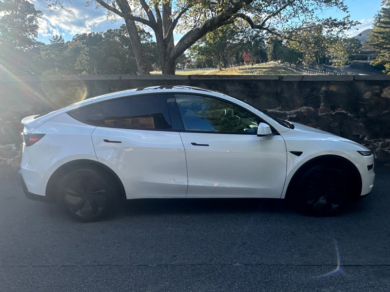 Tesla Model Y Long Range AWD 2026