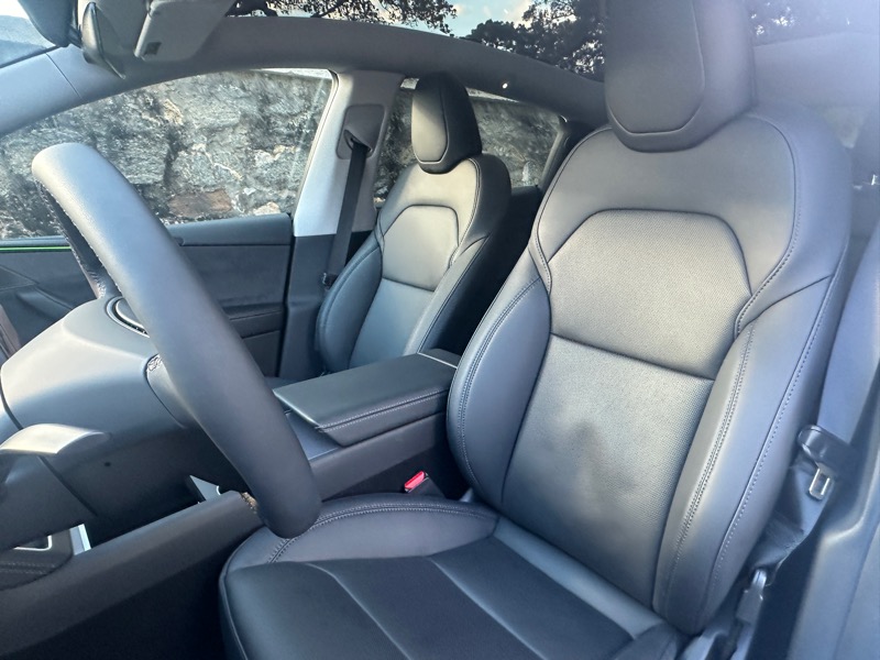 Tesla Model Y Long Range AWD 2026