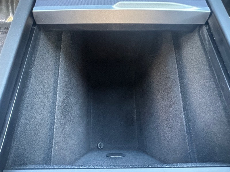 Tesla Model Y Long Range AWD 2026