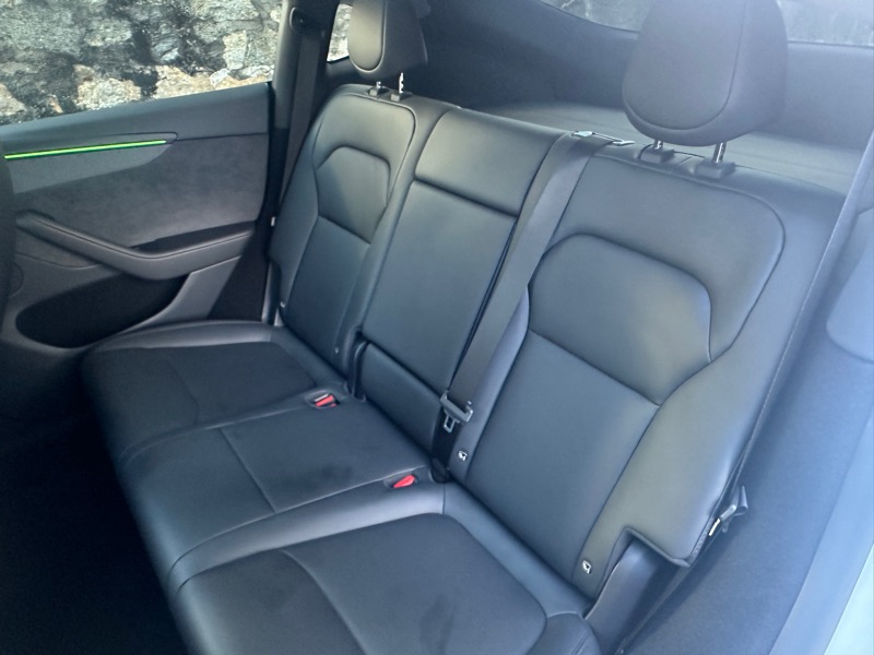 Tesla Model Y Long Range AWD 2026