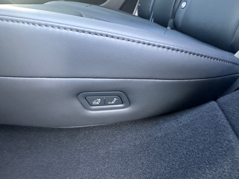 Tesla Model Y Long Range AWD 2026