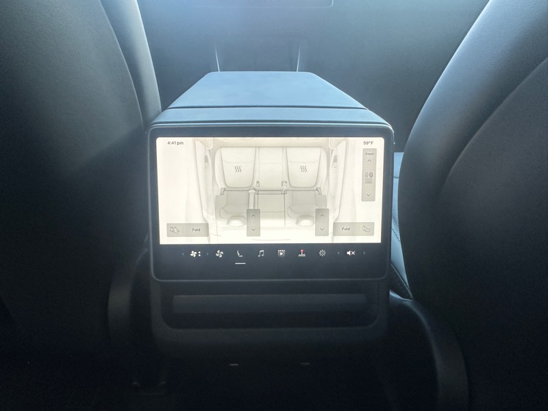 Tesla Model Y Long Range AWD 2026