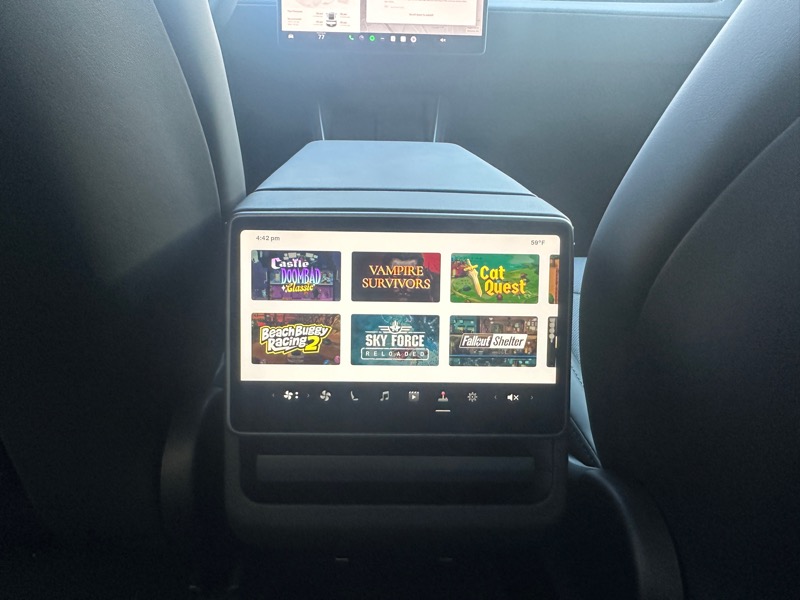 Tesla Model Y Long Range AWD 2026