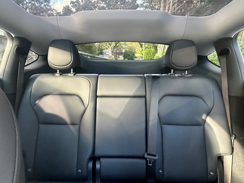 Tesla Model Y Long Range AWD 2026