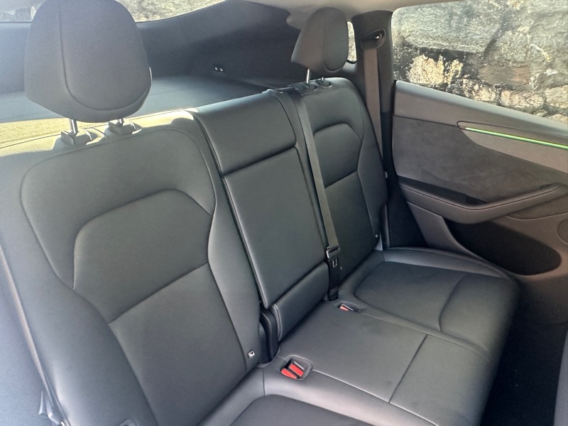 Tesla Model Y Long Range AWD 2026