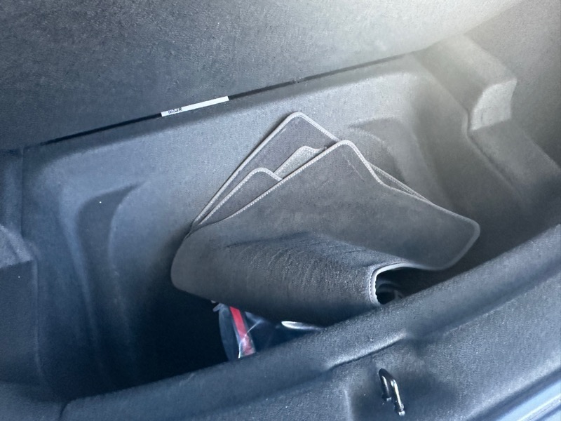 Tesla Model Y Long Range AWD 2026