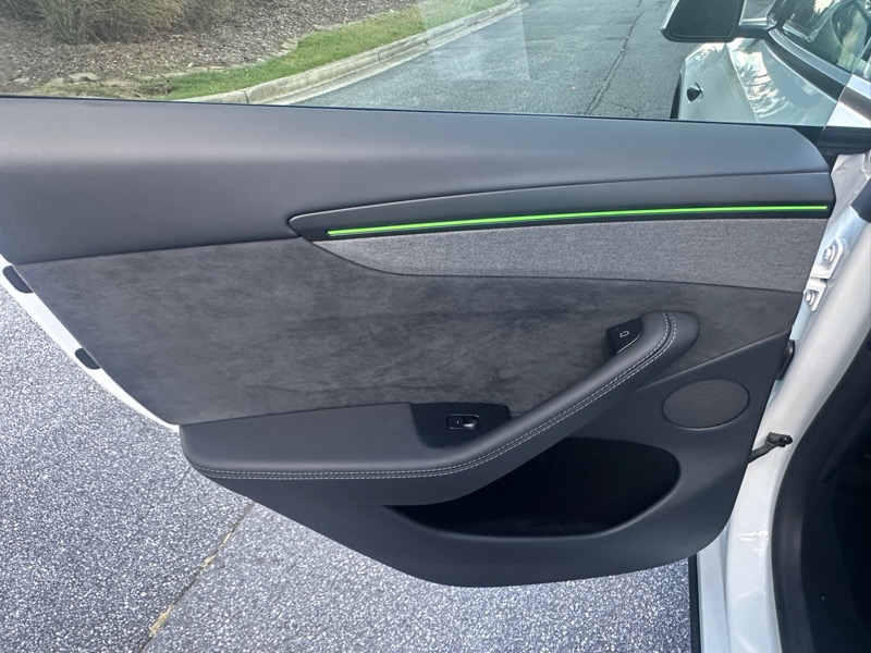 Tesla Model Y Long Range AWD 2026