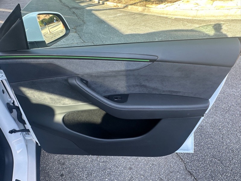 Tesla Model Y Long Range AWD 2026