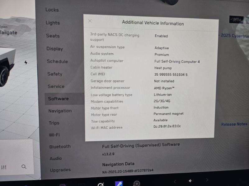 2025 Tesla Cybertruck photo 3