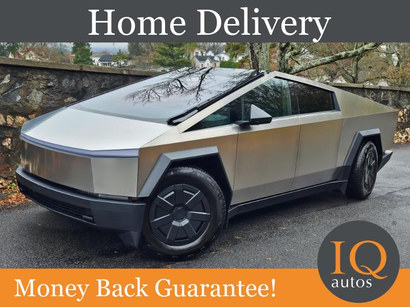 2025 Tesla Cybertruck 