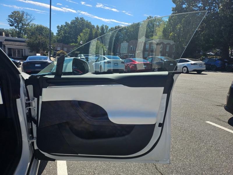 Tesla Model S photo 62