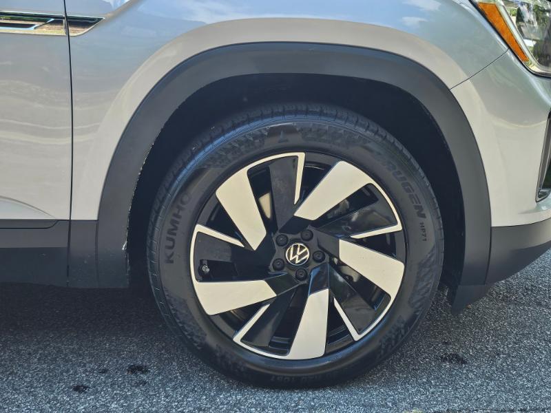 Volkswagen Atlas Cross Sport photo 16