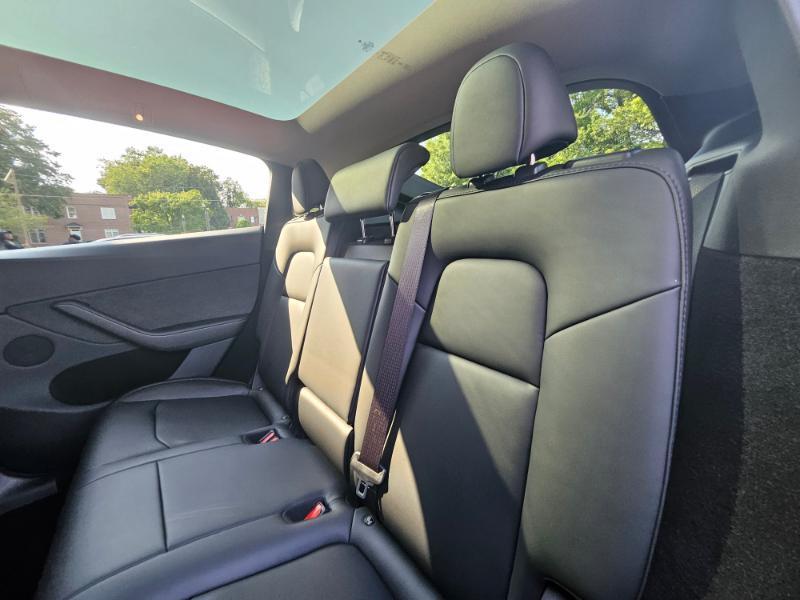 Tesla Model Y photo 63