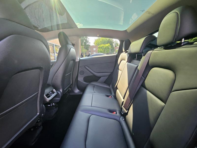 Tesla Model Y photo 64