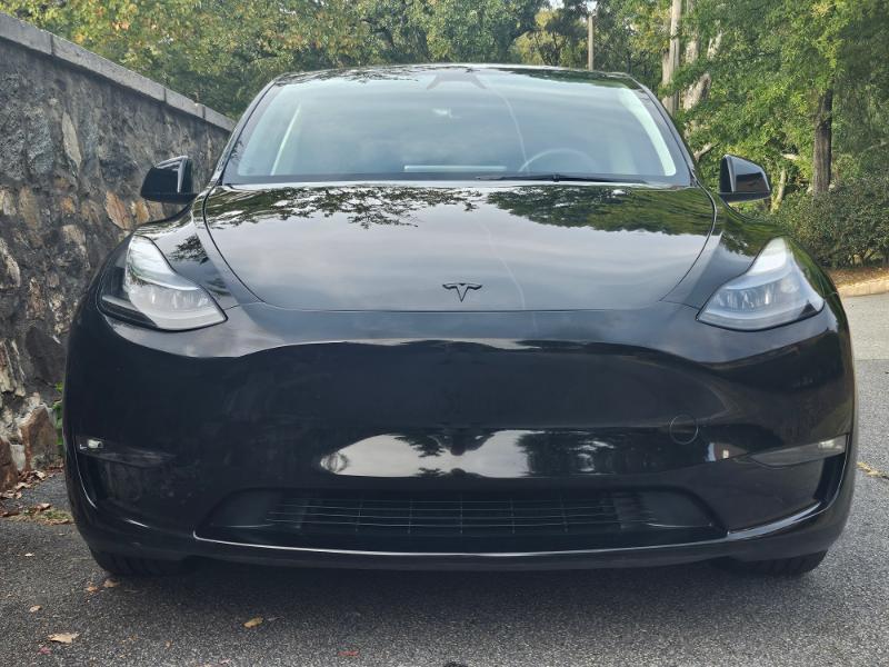Tesla Model Y photo 6