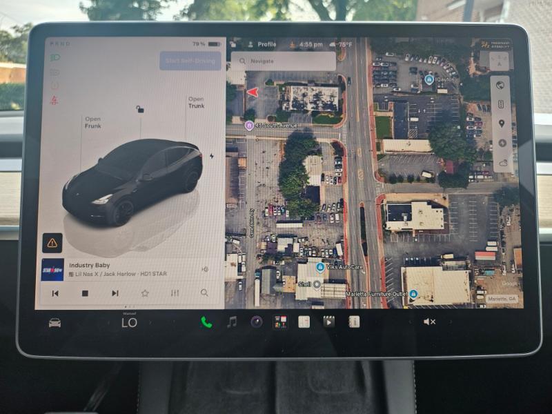 Tesla Model Y photo 43