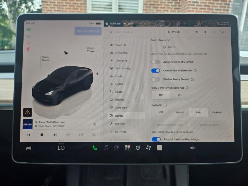 Tesla Model Y photo 52