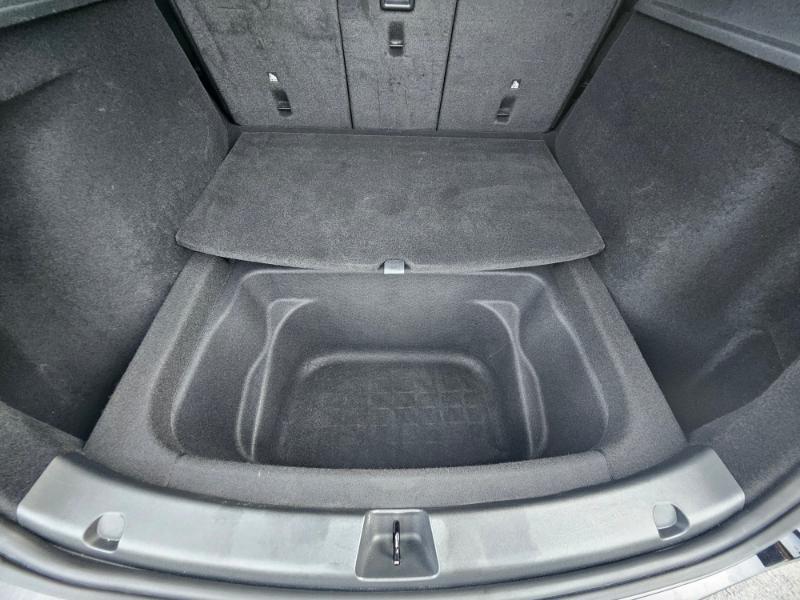 Tesla Model Y photo 72