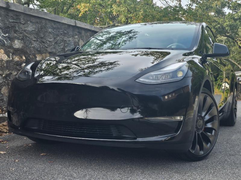 Tesla Model Y photo 76