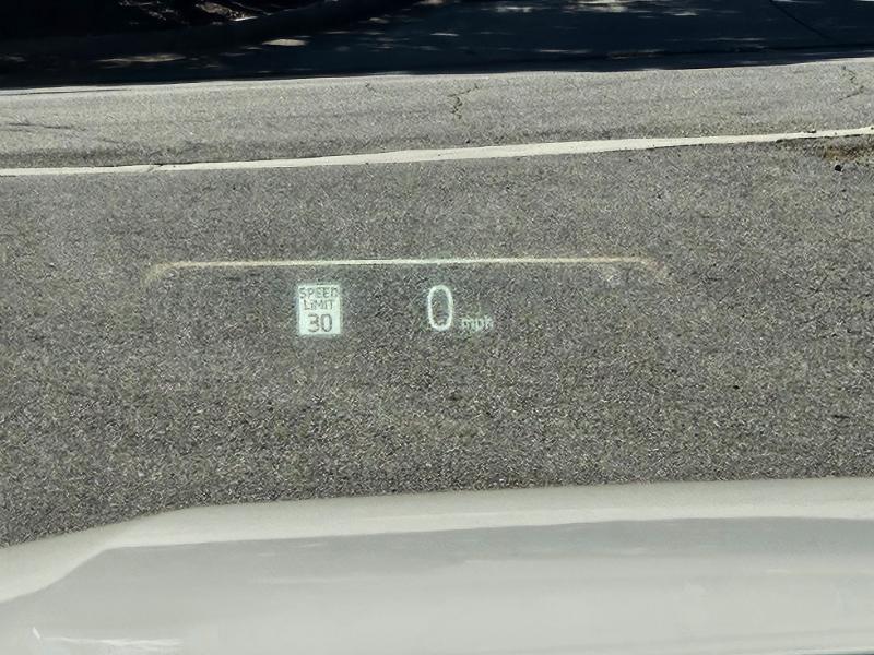 BMW i5 photo 40